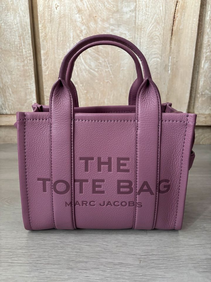 Marc Jacobs Tote Bag The Leather Tote Bag in Dortmund