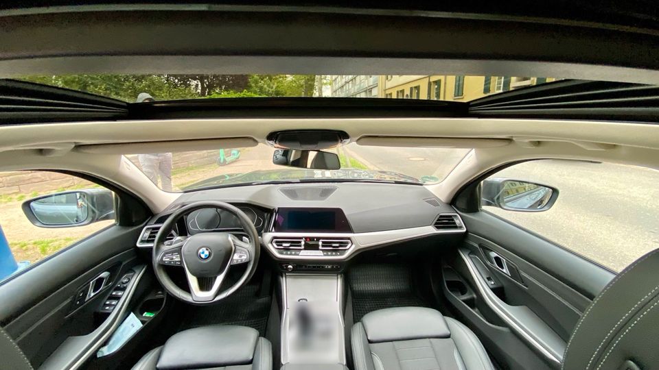 BMW 320D Touring Hybrid in Frankfurt am Main