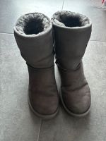 Uggs Gr. 38 grau Bayern - Kumhausen Vorschau