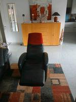 Signet-Relaxsessel schwarz mit roter Husse. Nordrhein-Westfalen - Gelsenkirchen Vorschau