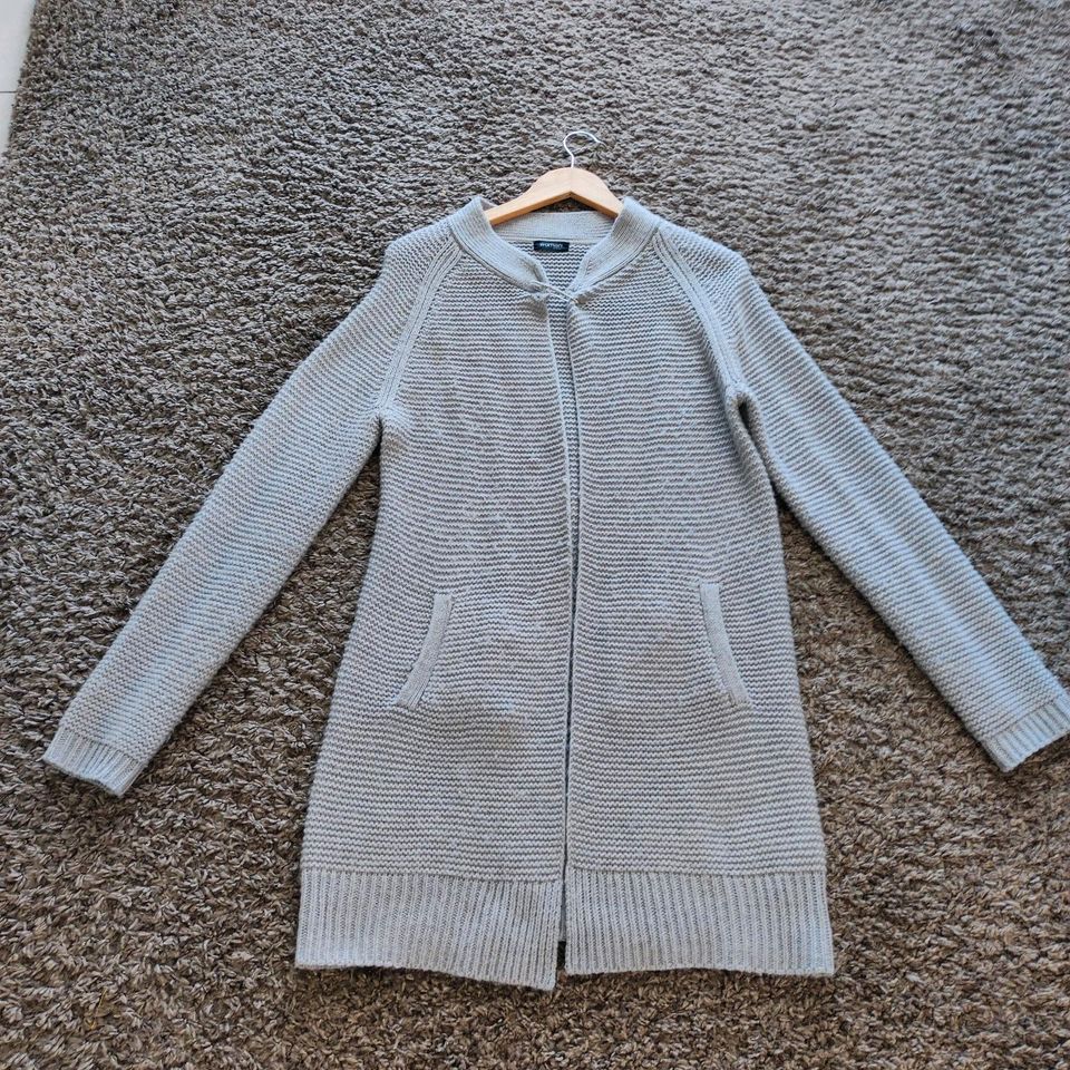 Cardigan, Strickjacke Größe 36/38 in Lübbecke 