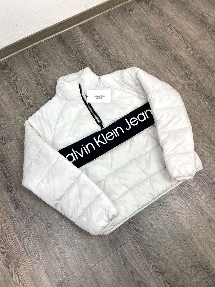 Calvin Klein Herren Jacke Gr. M Daunenjacke Offwhite Parka NEU! in Offenbach