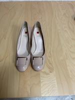 Einmalig zu Feierlichkeiten getragene elegante Damenschuhe Hessen - Rosbach (v d Höhe) Vorschau
