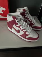 Nike SB Dunk High Sweet Beet pink rosa NEU Gr 40,5 Nordrhein-Westfalen - Lünen Vorschau