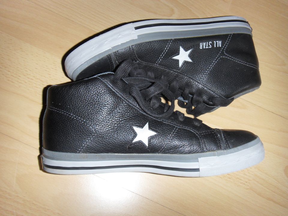 Converse All Star Mid Leather Leder Blau Gr.39 in Hamburg