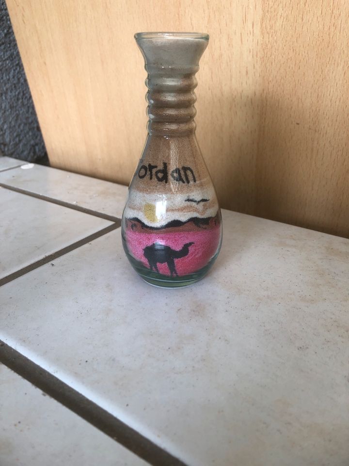 Souvenir Jordan Jordanien Sandskulptur Sandbild Flasche Sand Bild in Löhne