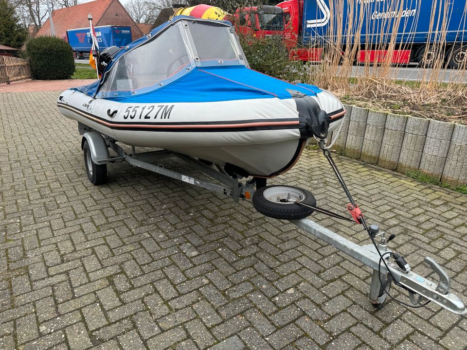 Wiking Boot mit Trailer in Löningen