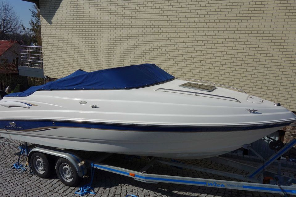 Motorboot Sportboot Daycruiser Chaparral 215 SSI V6 225 PS Bh 100 in Göttingen