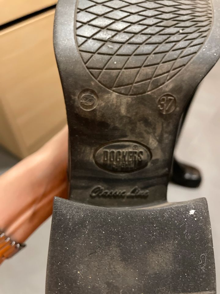 Stiefel Dockers echtes Leder Gr. 37 Plateau Boots in Berlin