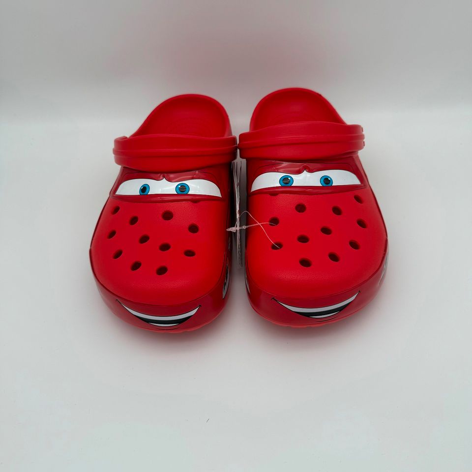 Crocs Classic Clog Lightning McQueen EU 41-42 NEU in Gars am Inn