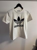 weißes adidas Adicolor Classics Trefoil T- Shirt, Größe 36 Bayern - Würzburg Vorschau