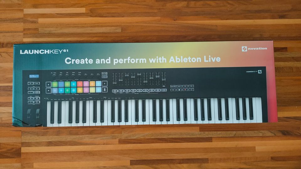 *NEU* Novation Launchkey 61 MK3 in Burgkirchen