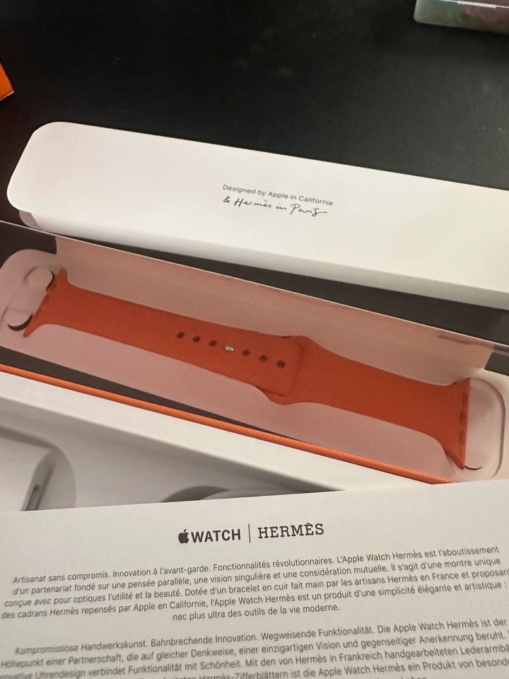 Apple Watch Hermes Orange Armband neu und original in Osterburken