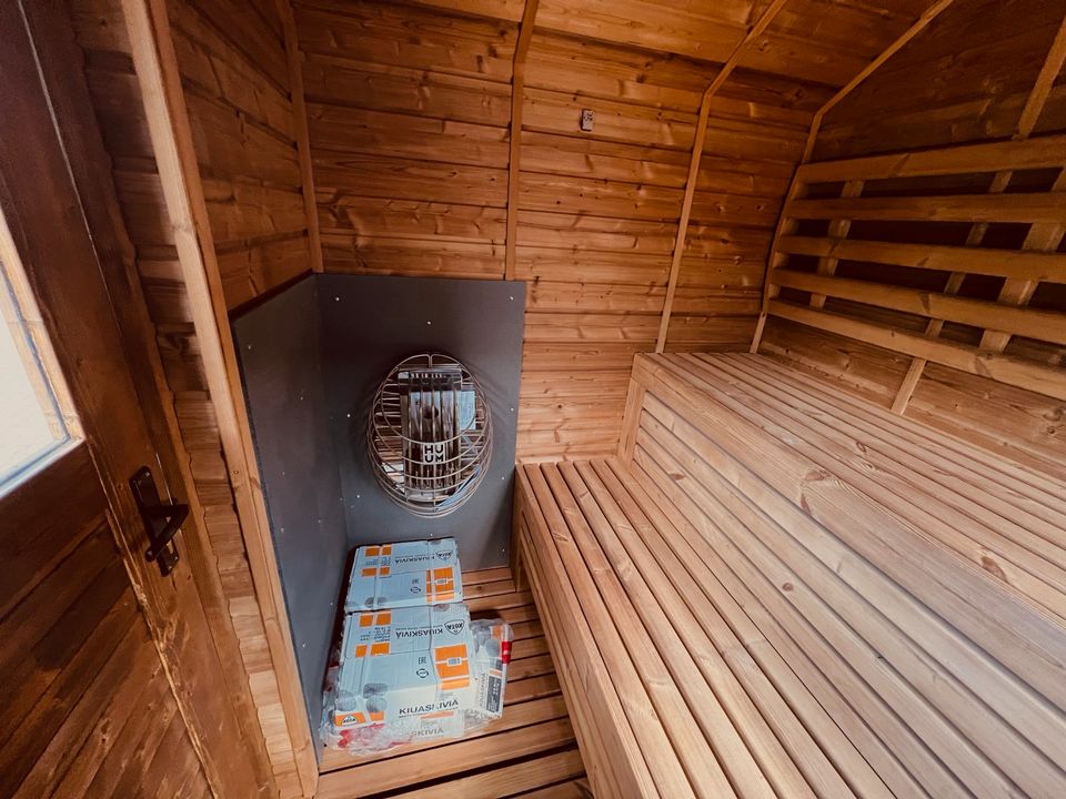 Ausstellungsstück /Exclusive Sauna Hütte  Gartensauna 2,5 x 2,5 m in Rheinbach