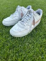 Nike Sneaker rosa gr. 40 Baden-Württemberg - Bad Schussenried Vorschau