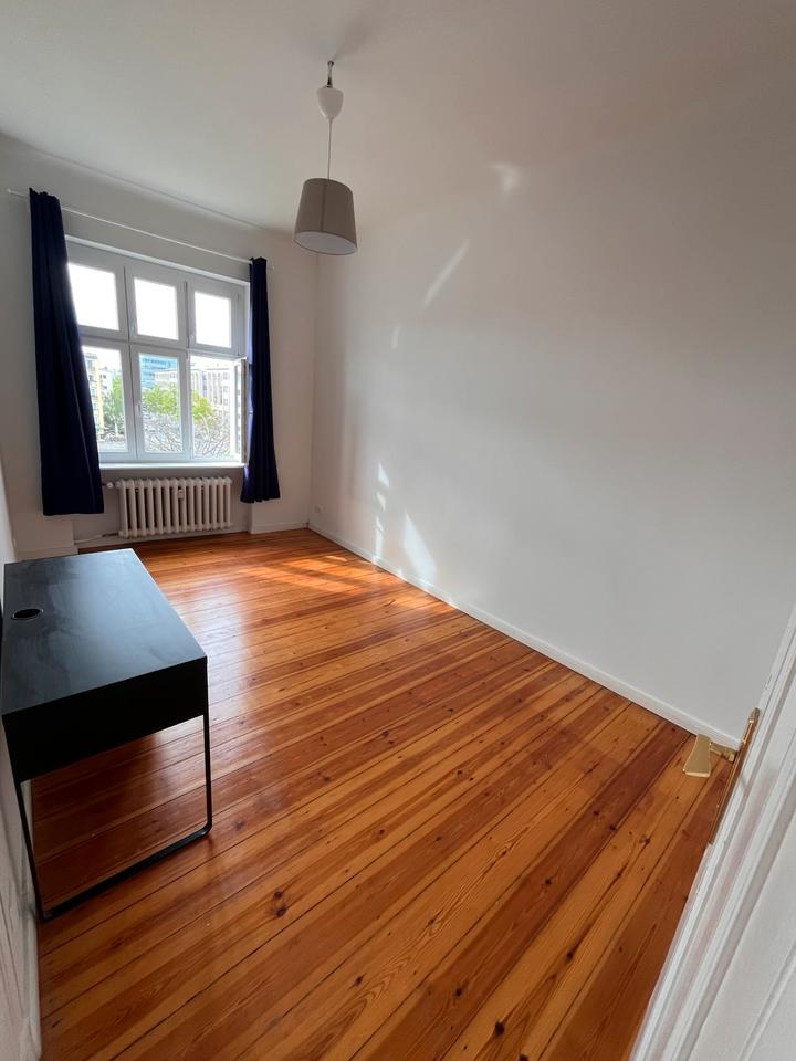 2 Zimmer Wohnung (10715) Untermiete ab Mai 2025- 12 Mon.befristet in Berlin