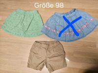 Rock, kurze Hose/Shorts Größe 98, je 2,50€ Bayern - Elsenfeld Vorschau