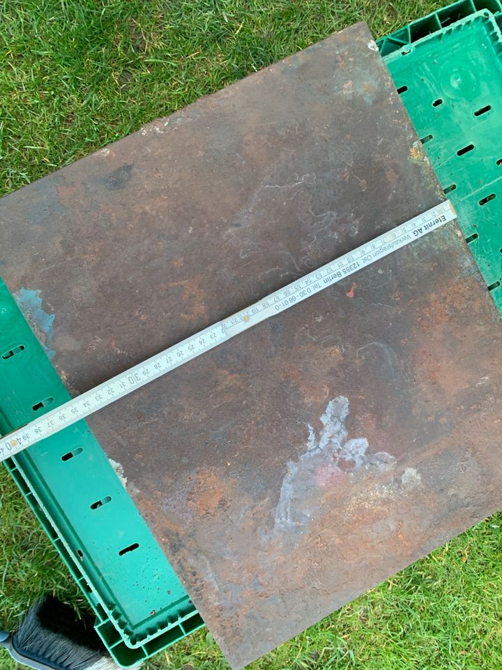 Stahlplatte anreißplatte 43 cm lang 35 cm breit 3,4cm Höhe in Arendsee (Altmark)