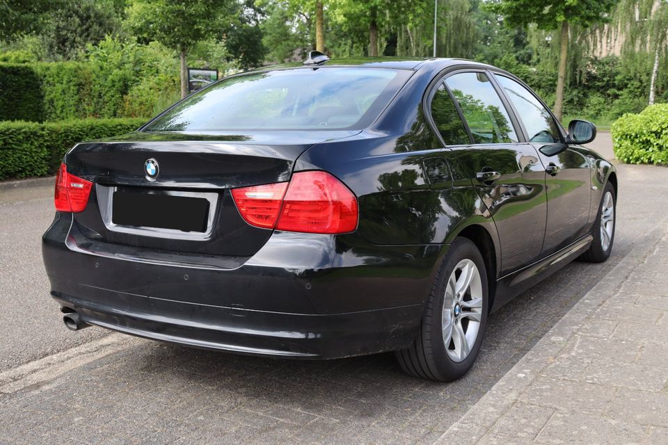 Bmw 320d E90 Lci in Wesel