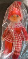 Kleine Puppe rot *NEU und OVP* Hessen - Fulda Vorschau