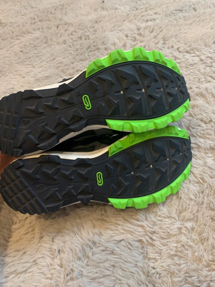 Schuhe/ Sportschuhe von Kalenji Größe 38 in Deizisau 