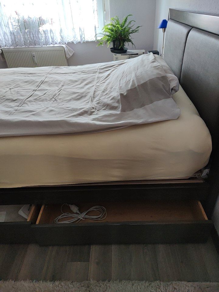 Schlafzimmer komplett in Guben