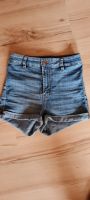 Jeans Shorts kurze Hose H&M Größe 34 Hessen - Elbtal Vorschau