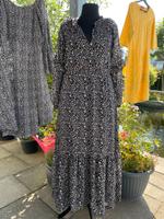 Maxi Kleid schwarz weiss Gr. 44 Niedersachsen - Uelzen Vorschau