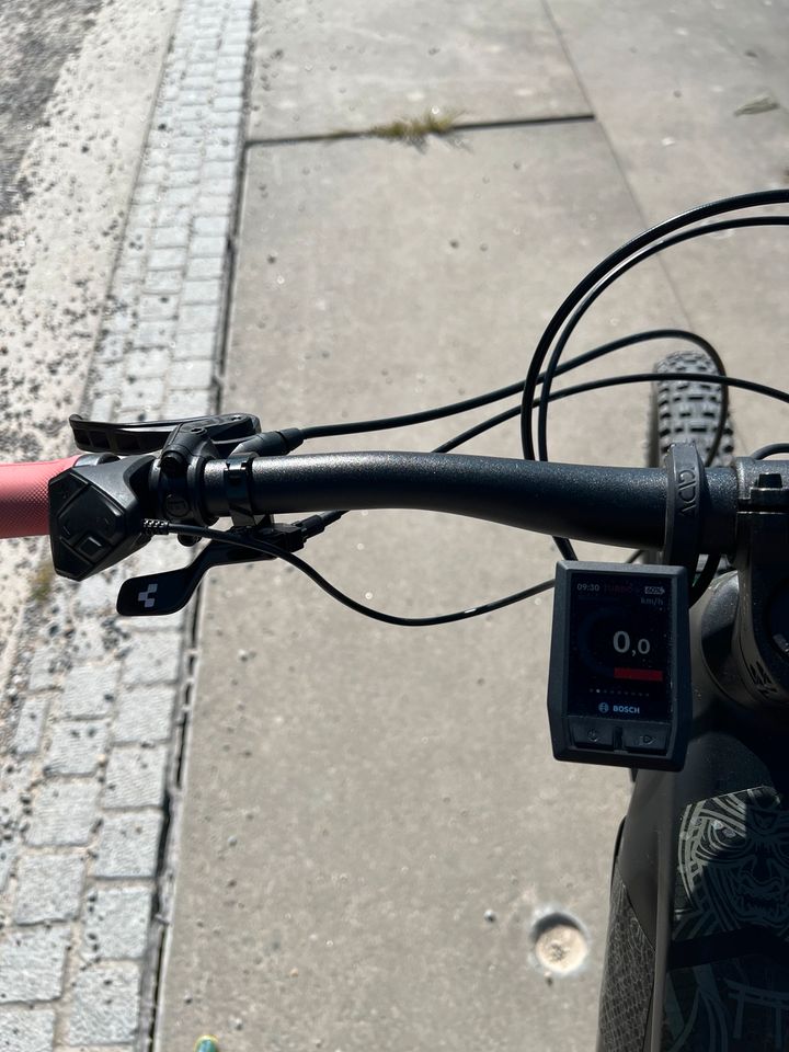 E Bike Cube Stereo Hybrid 160 HPC 625 in Regensburg