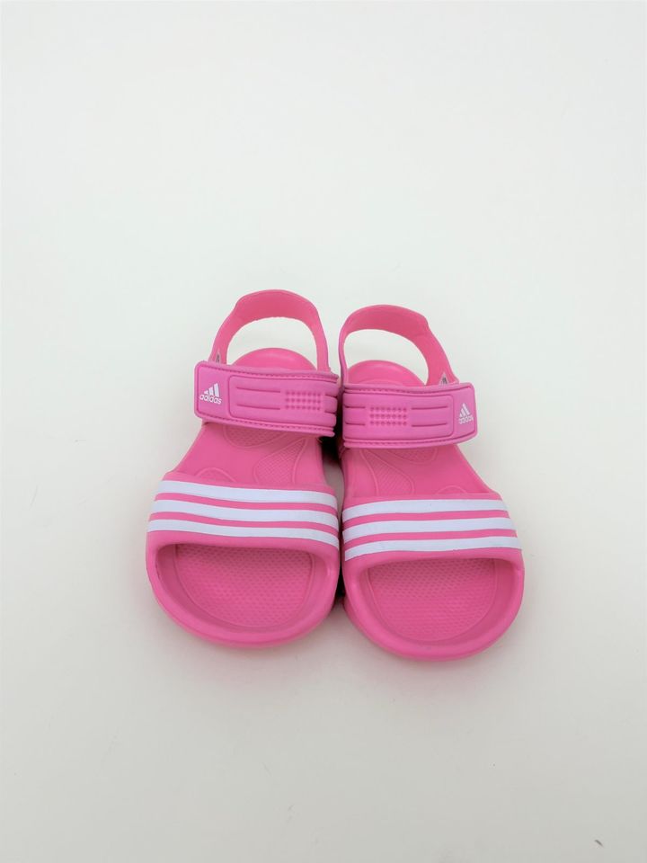 Adidas Sandalen Kinder pink Gr. 33 wasserfest Klettverschluss NEU in Braunschweig