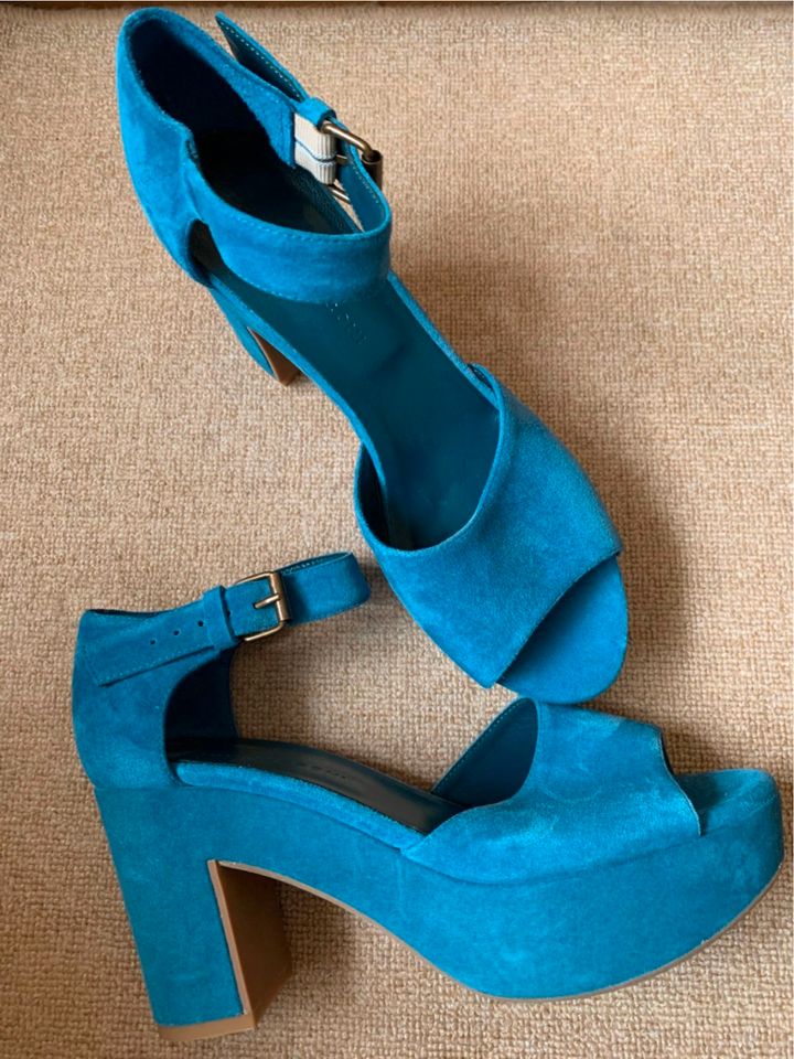 Neu Italy Plateau Sandalette Veloursleder Gr.40 blau in Augsburg