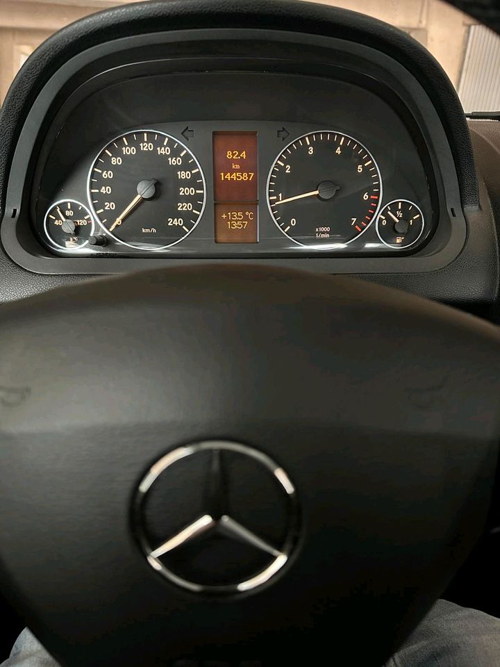 Mercedes A-klasse Top Zustand ! in Frankfurt am Main