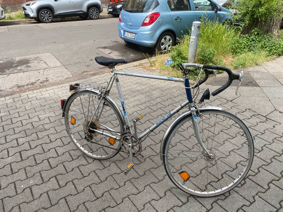 Hallo ich verkaufe meine privates Fahrrad in Berlin