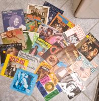 Ca. 400 Schallplatten, Vinyl, Singles 7" Sammlung 70er Jahre Rheinland-Pfalz - Birken-Honigsessen Vorschau