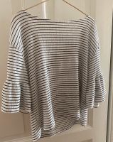 Maritime gestreifte oversize Mango Bluse 38 Streifen Sommer Nordrhein-Westfalen - Mülheim (Ruhr) Vorschau