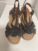 süße Sommersandalen Gr. 37 Niedersachsen - Wolfsburg Vorschau