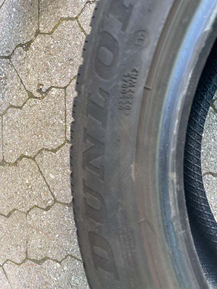 4 Winter Reifen 225/50R BMW 2er Dunlop ohne Felgen in München