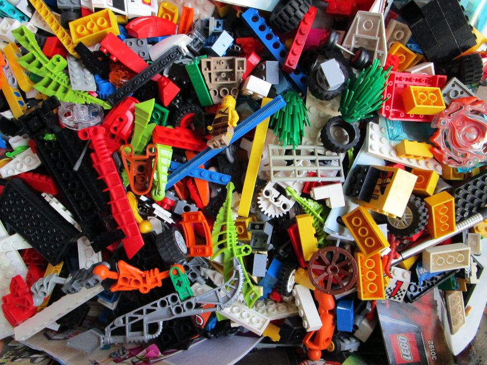 LEGO Konvolut bunt durcheinander ca. 5,5 kg in Essen