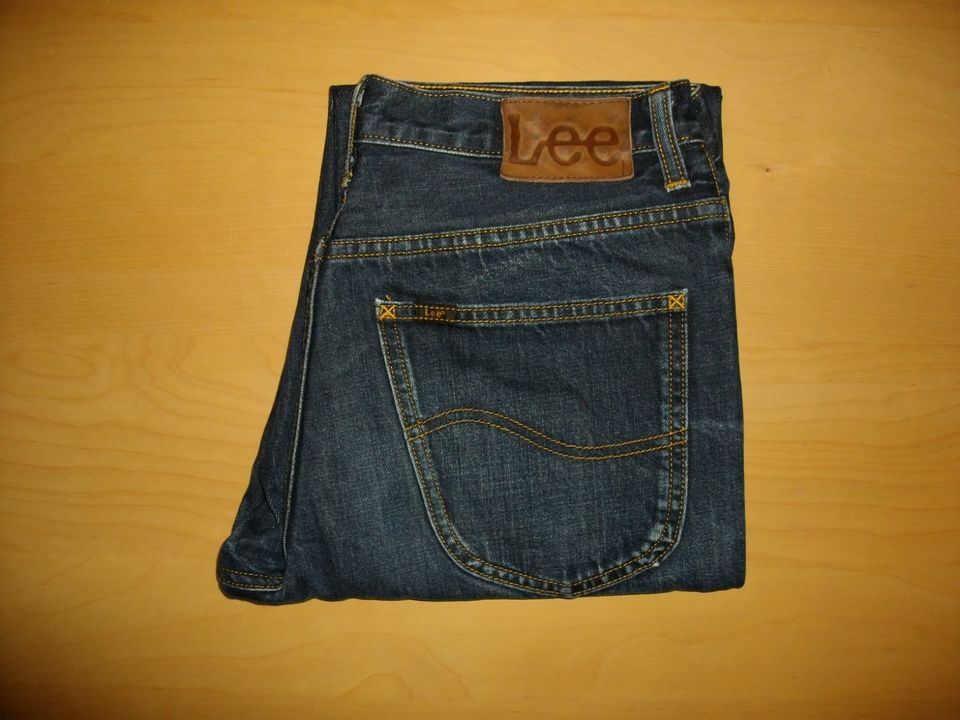 Jeans // LEE BROOKLYN STRAIGHT // W31 L32 // L452AT45 // blau in Hamburg