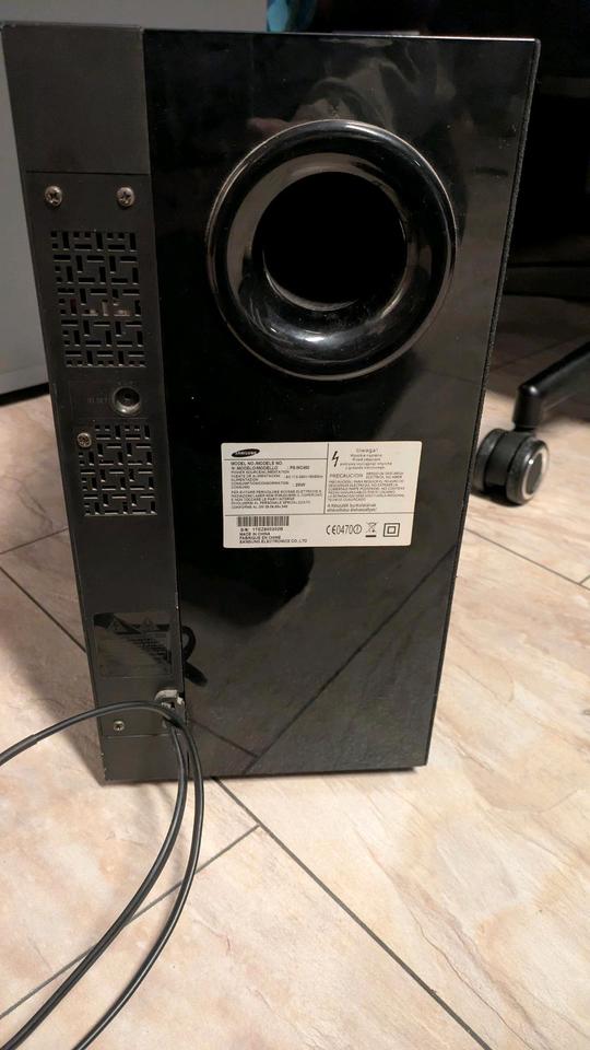 Samsung Soundbar PS-WC450 mit Subwoofer und Fernbedienung in Oberhausen