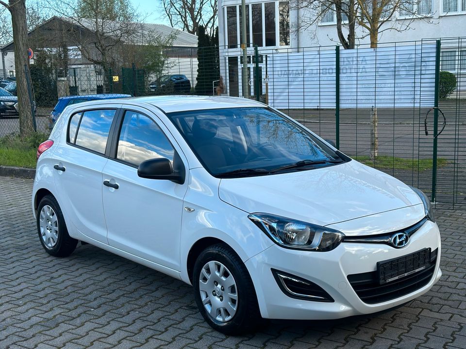 Hyundai i20 1.2 FIFA,TÜV, Euro5 in Hanau