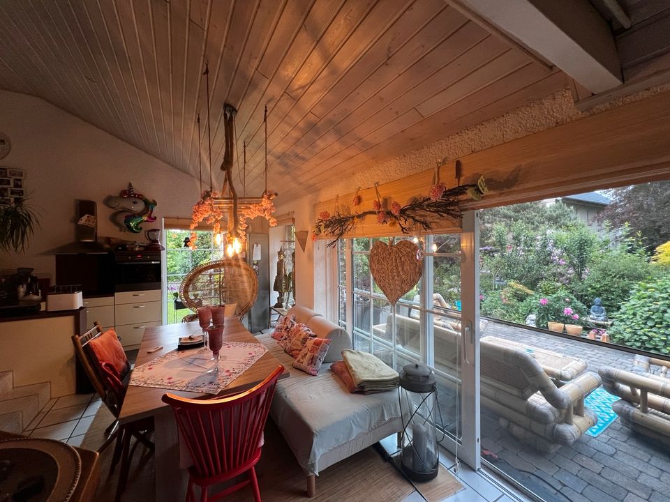 Traumwohnung in idyllischer grüner Lage mit Seezugang und Sauna! in Kamp-Lintfort