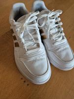 Damen Adidas Schuhe 41 1/3 Bayern - Windorf Vorschau