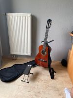 Gitarre (mit Umhängegurt)+ Gitarrenständer+ Fussbein+ Tasche+ Nordrhein-Westfalen - Breckerfeld Vorschau