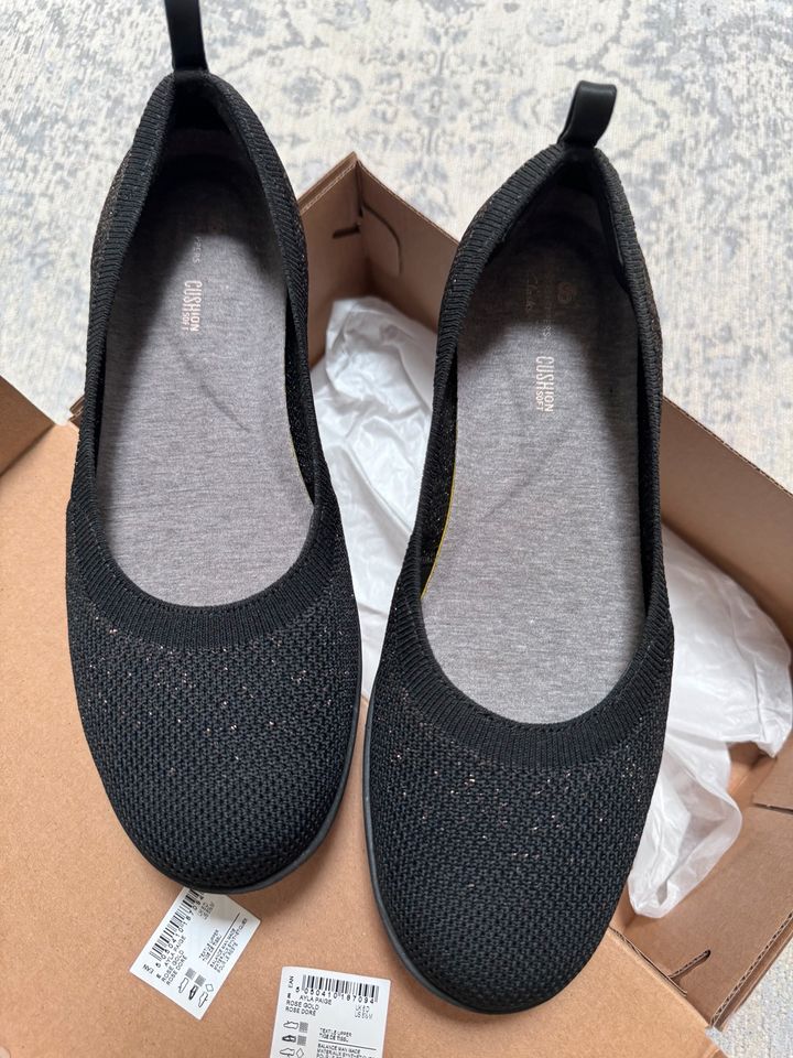 Clarks Ayla Paige Gr. 39,5 Slip-on Ballerina in Berlin