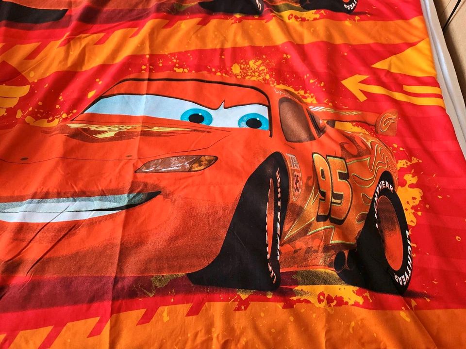 Lightning McQueen Cars Mikrofaser Bettwäsche 135×200 cm und 80x80 in München