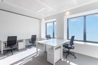 Wunderschön eingerichtete Büroräume für 3 Personen in Spaces Tower One Süd - Niederrad Vorschau