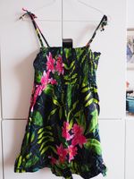 Kurzes Sommerkleid mit Blumen und Pailletten Brandenburg - Frankfurt (Oder) Vorschau