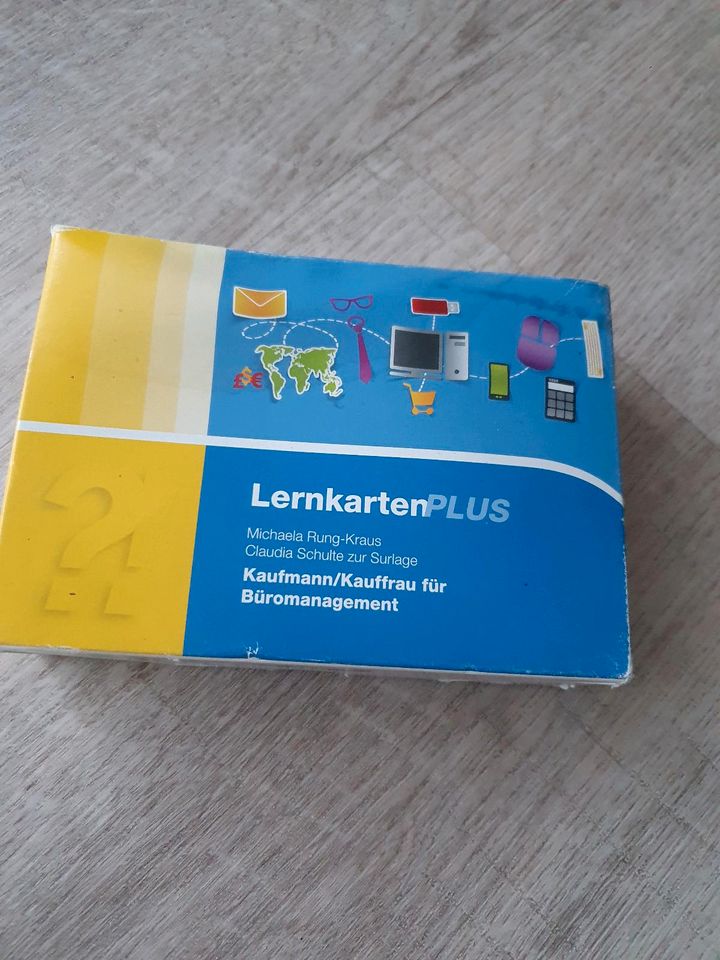 Kaufmännische Lernkarten für Büromanagement in Aschaffenburg