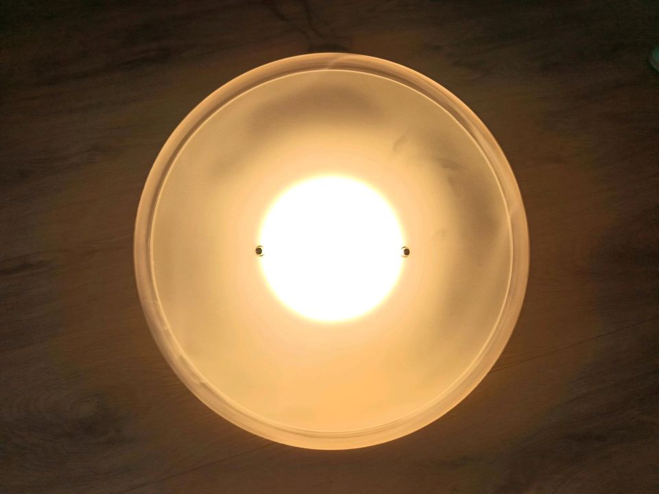 Lampe groß mit Gegengewicht in Hamburg